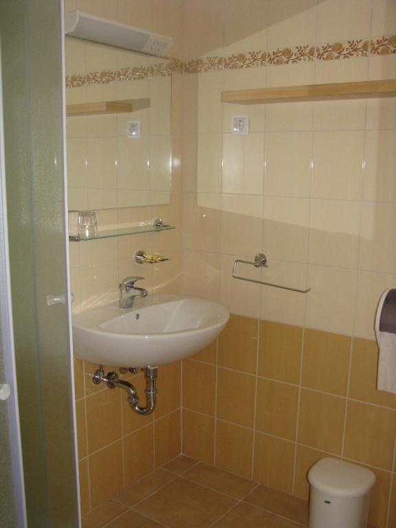 Rute Hotel And Apartments Кранська Гора Номер фото